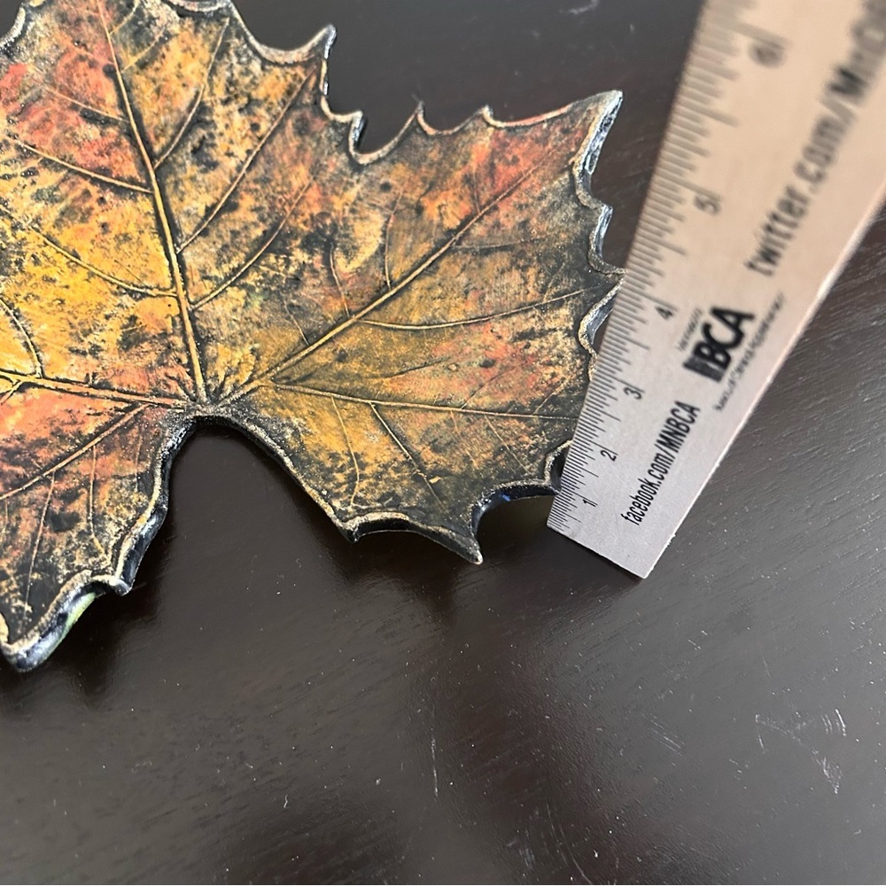 Vintage Ceramic Maple Leaf Dish Hand Crafted Fall Decor Trinket Tray 9” - Picture 5 of 6